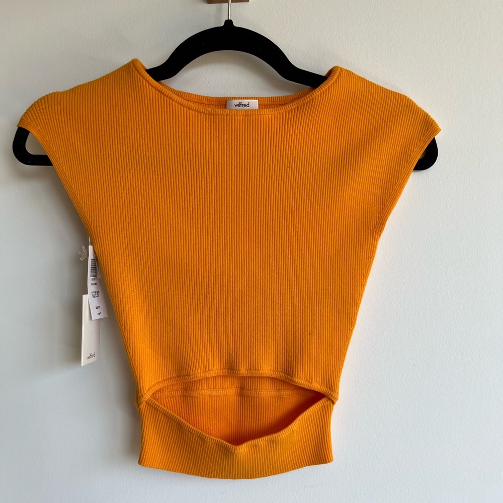 Wilfred aritzia Yacine top